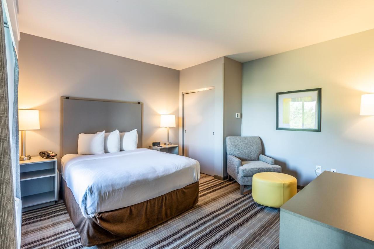 Hawthorn Extended Stay By Wyndham Loveland Exterior photo